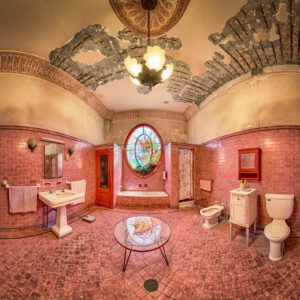 Verlassener Ort Bad alte Villa KolonialHavanna Kuba. Abandoned Place Bath Old Villa Colonial Havana Cuba.